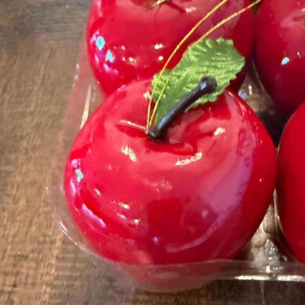 48 Decorative Red Apples - Picture 9 of 9